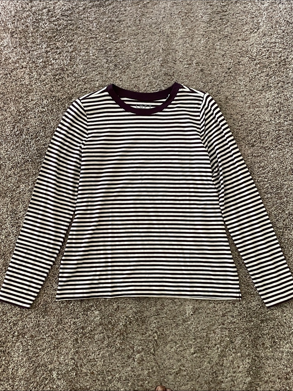Striped Long-Sleeve Crewneck Top - Burgundy & Beige with Contrast Neck